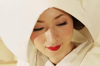 かつら(綿帽子・角隠し付) かつら(綿帽子・角隠し付)